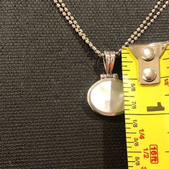 Vintage Sterling Silver and Mother of Pearl Double Strand Necklace - Picture 6 of 9